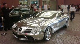 white gold-mercedes-mclaren-slr-dubai-i.jpg